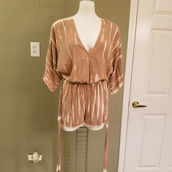 Lulus Pants - LULUS Romper (XS)